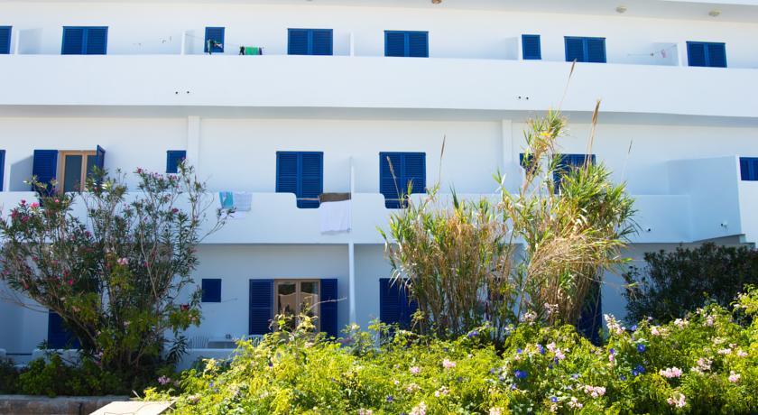 אס פוחולס Hostal Mayans מראה חיצוני תמונה