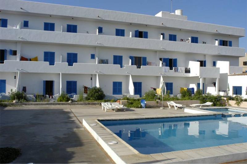 אס פוחולס Hostal Mayans מראה חיצוני תמונה